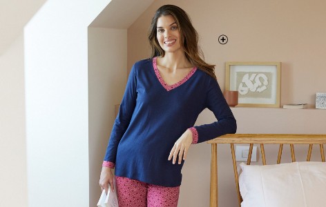 Pyjama femme bleu et rose viscose haut col V manches longues bas taille élastique pas cher - Blancheporte